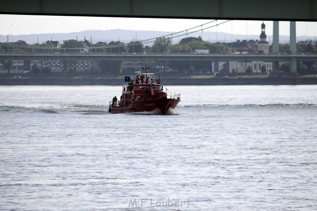 Schiff 1 Koeln in Hoehe der Koelner Zoobruecke P237.JPG - Miklos Laubert